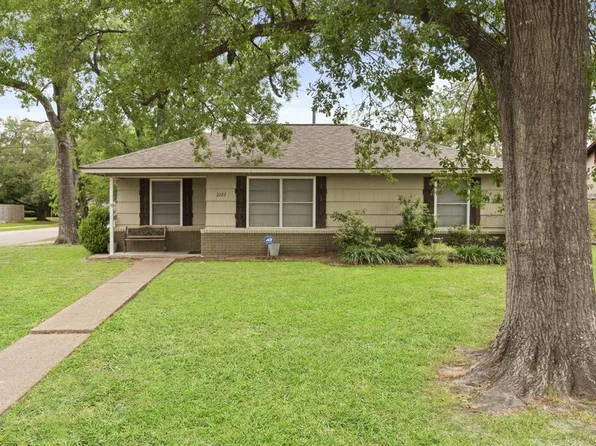 2122 Althea Dr, Houston, TX 77018
