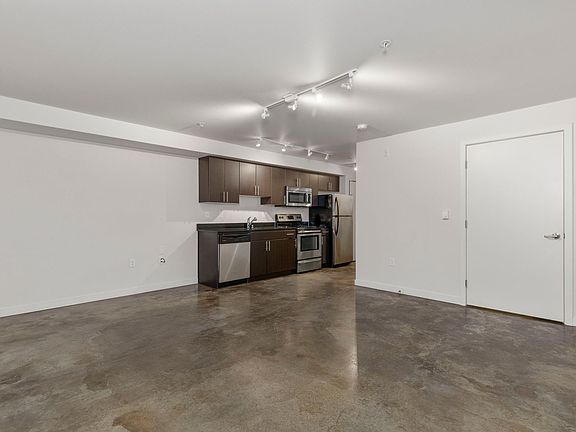 4th image of 317 NW 41st St APT 212