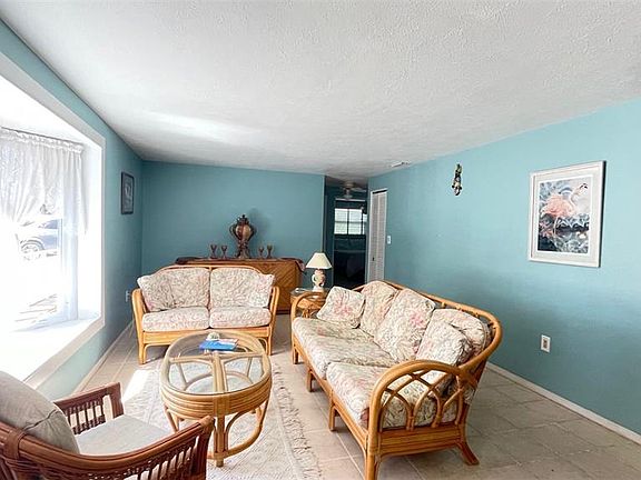 4th image of 2233 Alice Rd