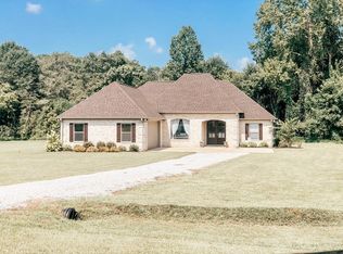 575 Sehon Cir, Pontotoc, MS 38863