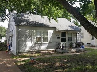 8045 Patterson Dr, Saint Louis, MO 63134