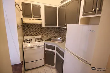 Rented by Batra Group Inc