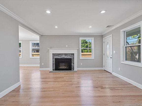 5th image of 7600 Main Rd Unit 1B