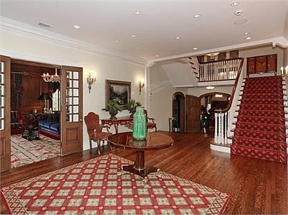 3rd image of 10 Bradley Ct