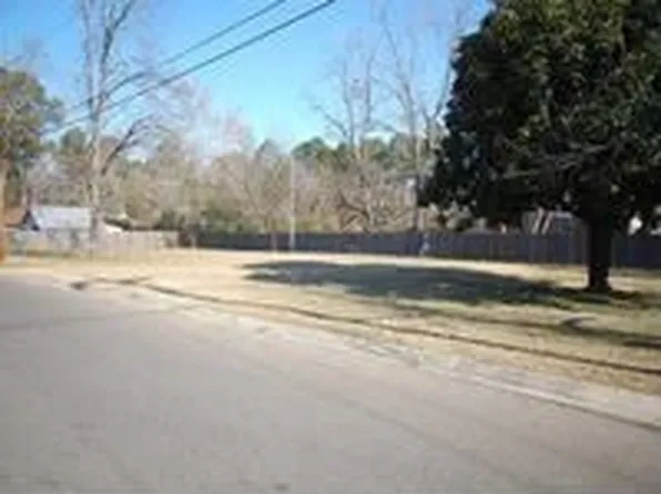 744 W Calhoun, Magnolia, AR 71753