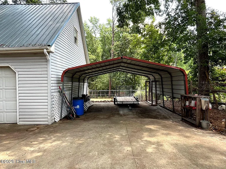 8879 Cliffdale Rd — Photo 31