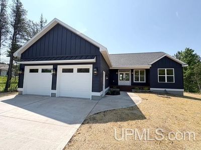 634 Oaklawn Dr, Hancock, MI, 49930