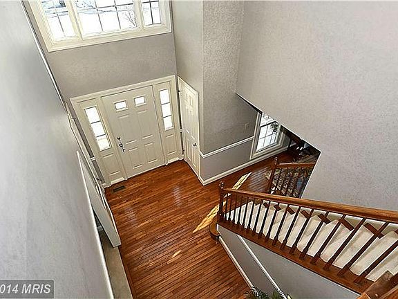 3rd image of 3325 N Berkshire Ct