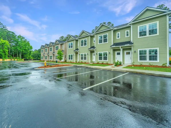 1504 Twin Rivers Dr #40, Wando, SC 29492