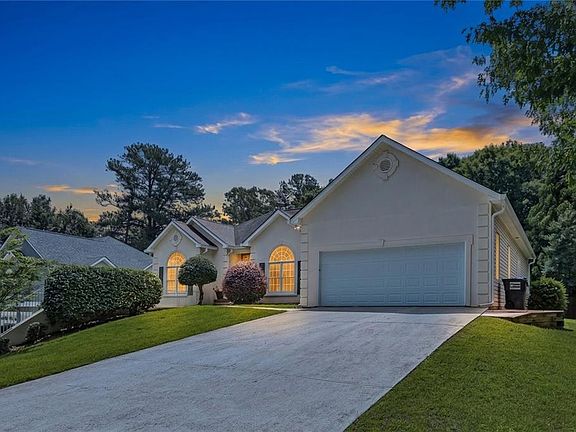 2nd image of 4215 Meek Rd