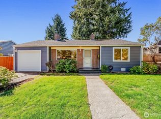 8433 34th Ave SW, Seattle, WA 98126