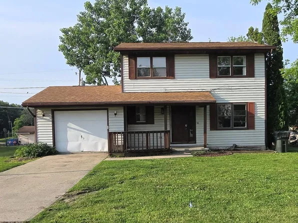 4 Pioneer Ln, Keokuk, IA 52632