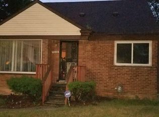 1049 Eastwood St, Inkster, MI 48141