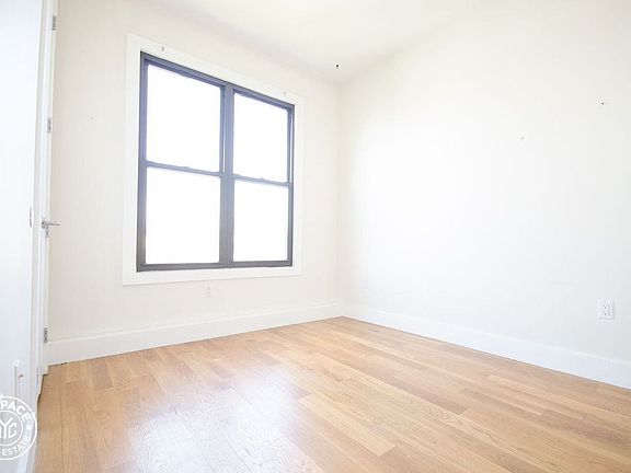 5th image of 751 Dekalb Ave #5G