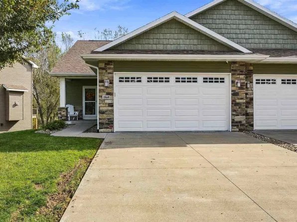 1860 Carroll Ct, North Liberty, IA 52317