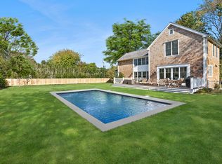 96 Miller Rd, Southampton, NY 11968