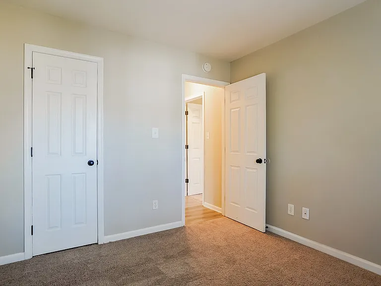1608 Maybrook Dr — Photo 14