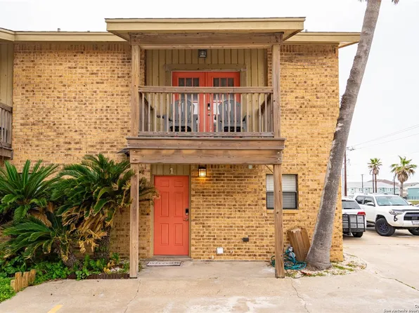 15217 Leeward Dr #1-B, Corpus Christi, TX 78418