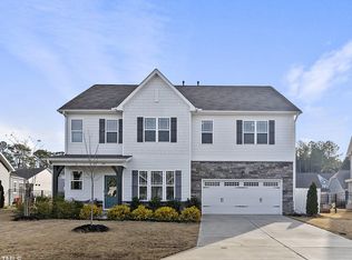 439 Beaverdam Lake Dr, Fuquay Varina, NC 27526