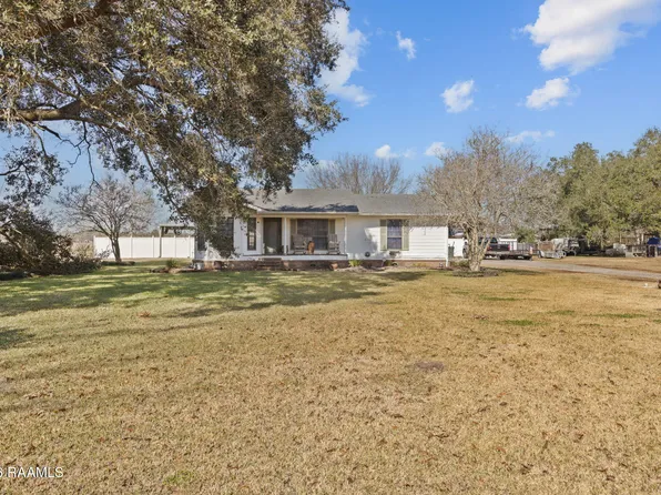 2300 Claude Leblanc Rd, New Iberia, LA 70560