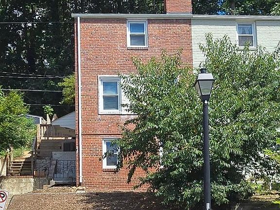 2nd image of 3723 Kemper Rd