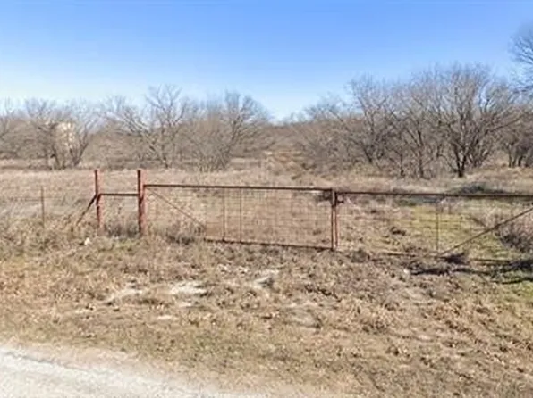 953 Withers Rd, Mineral Wells, TX 76067