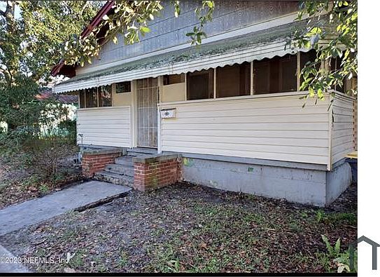 1st image of 1176 W 21st St