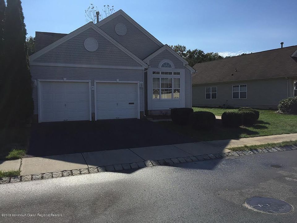 1st image of 32 Belvedere Dr