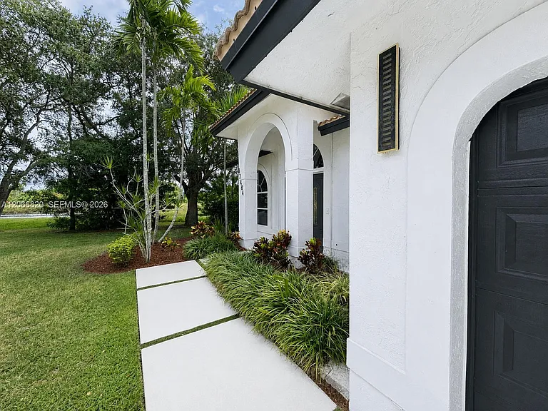 12484 SW 1st St — Photo 45