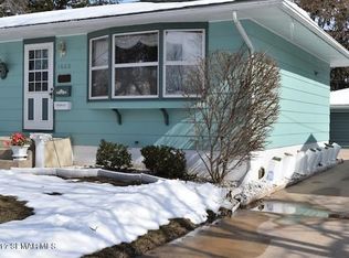 1600 5th Ave NE, Rochester, MN 55906