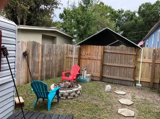 1056 Stardust Ln, Lutz, FL 33548
