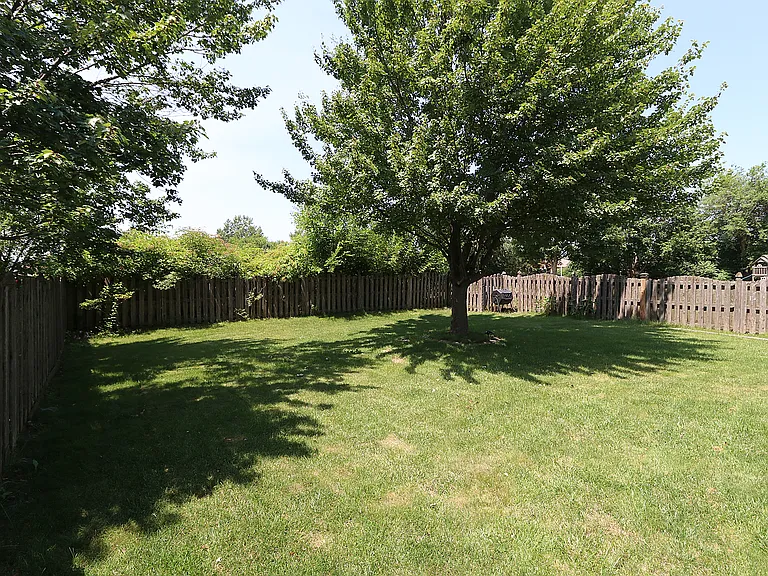 16046 S Fairfield Dr — Photo 26