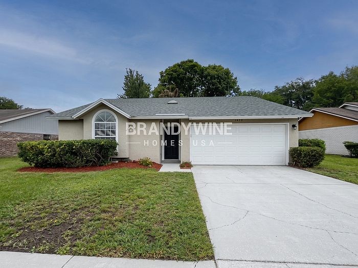 1st image of 1433 Kingfisher Ln N