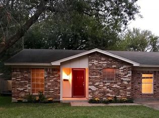 631 Sue Ann Ln, Burleson, TX 76028