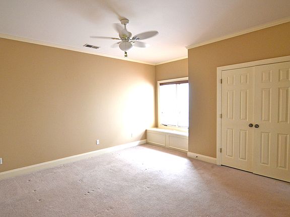 4th image of 5452 Irvin Park Cv