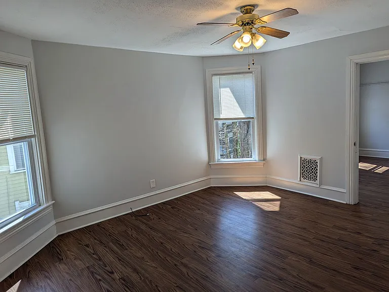 740 Park Ave — Photo 14