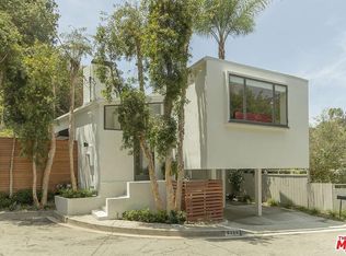 9156 Warbler Pl, Los Angeles, CA 90069