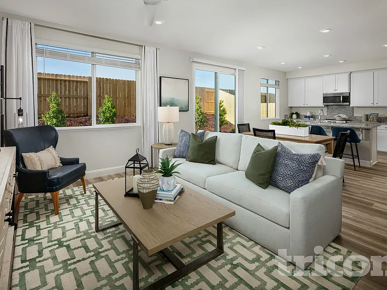 11695 Giacinta Ln — Photo 3