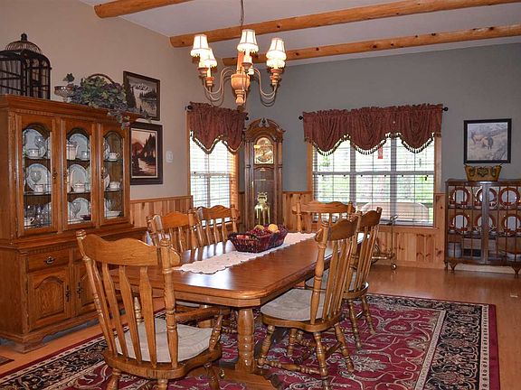 4th image of 36 Iron Gate Dr