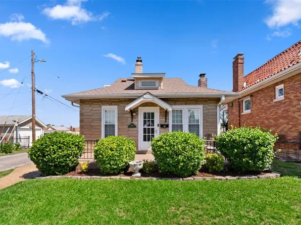 5449 Botanical Ave, Saint Louis, MO 63110
