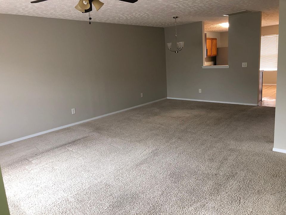 Spacious family room