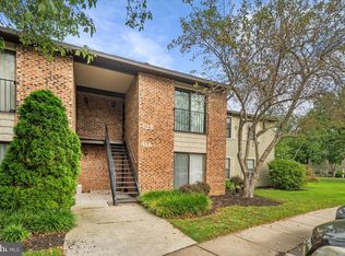 42 W Bluebell Ln #B, Mount Laurel, NJ 08054