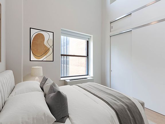 4th image of 20 West St APT 19J