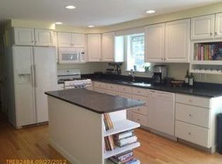 72 Gateway Commons Dr, Gorham, ME 04038