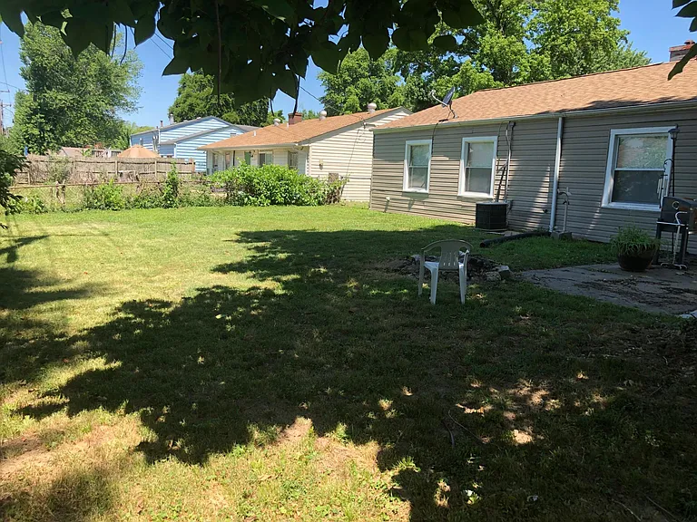 13 Calumet Dr — Photo 4