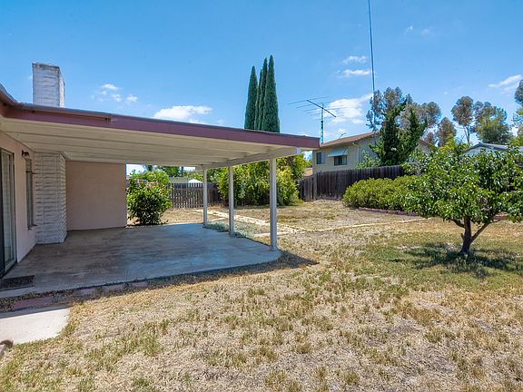 3rd image of 288 Garden Grove Ln