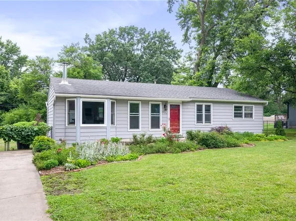 17130 Cerrito Dr, Belton, MO 64012