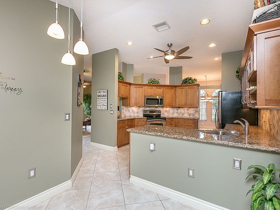 3rd image of 4255 NW 62nd Ave #0