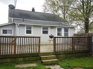 108 W Perry St, Walbridge, OH 43465