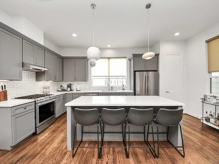 1721 Eado Point Ln — Photo 15